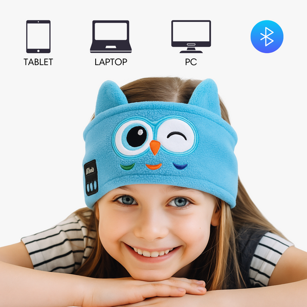 Meisje met het blauwe uil bluetooth slaapmasker, geschikt voor tablet, laptop en pc